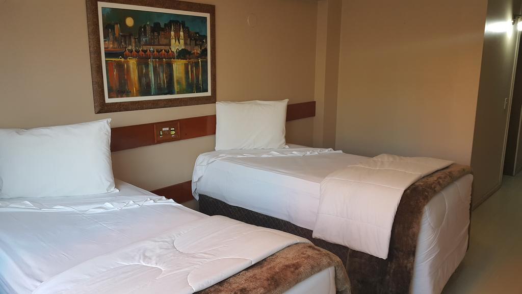 Hotel Portal سانتانا دو ليفرامينتو المظهر الخارجي الصورة